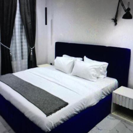 Villa Toscana Luxe Gra Port Harcourt Esterno foto