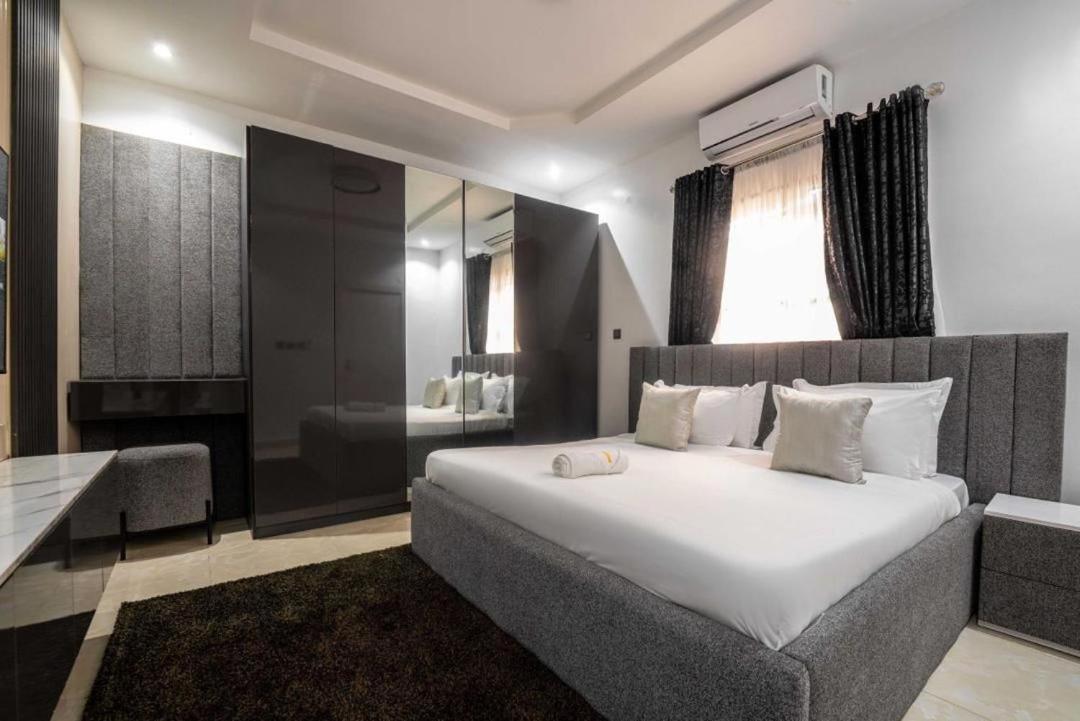 Villa Toscana Luxe Gra Port Harcourt Esterno foto