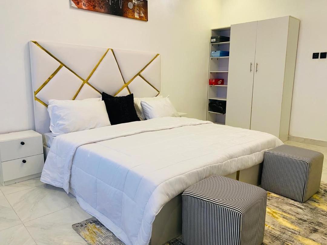 Villa Toscana Luxe Gra Port Harcourt Esterno foto
