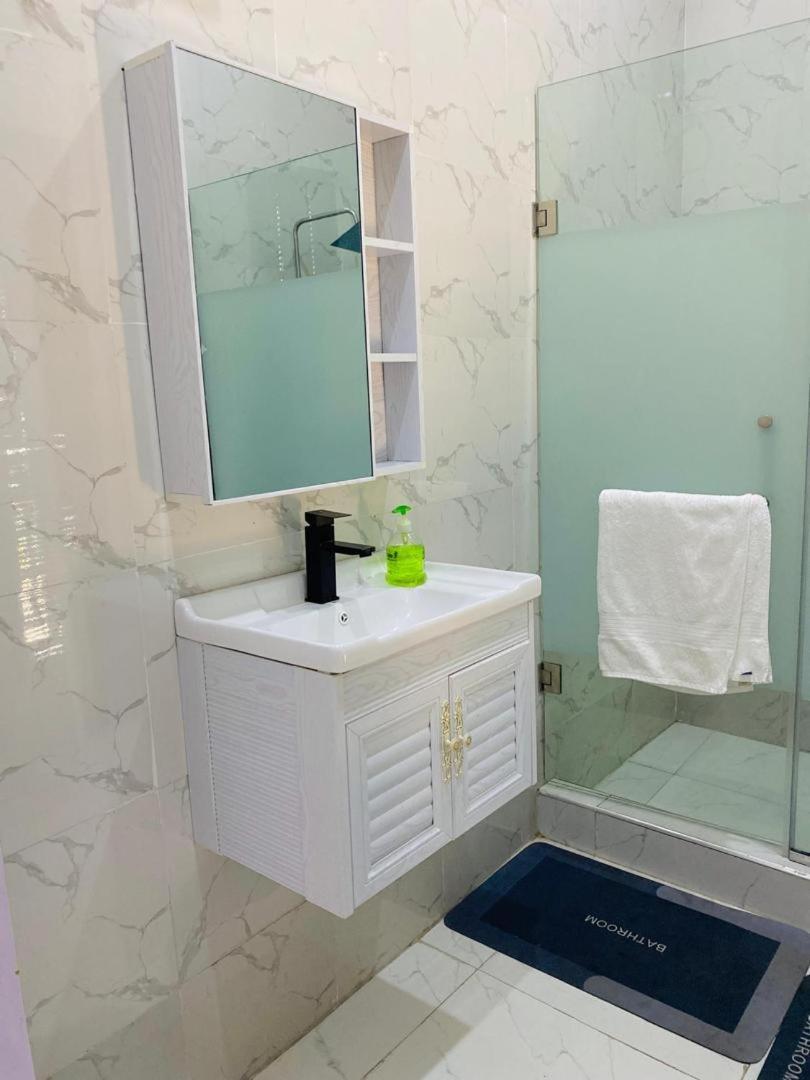 Villa Toscana Luxe Gra Port Harcourt Esterno foto