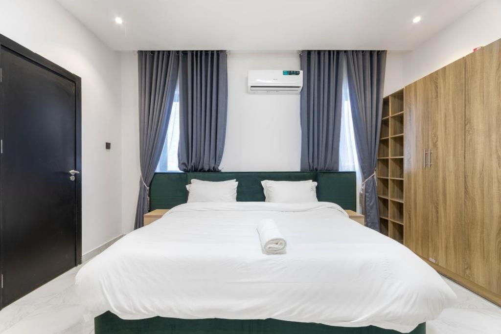 Villa Toscana Luxe Gra Port Harcourt Esterno foto