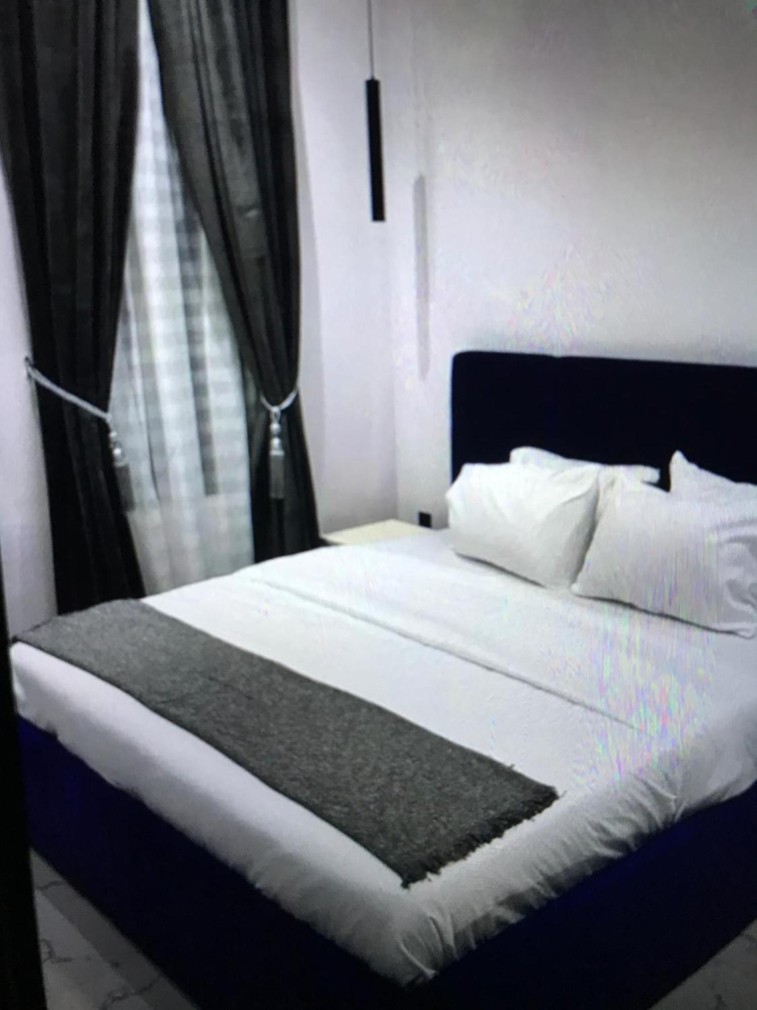 Villa Toscana Luxe Gra Port Harcourt Esterno foto
