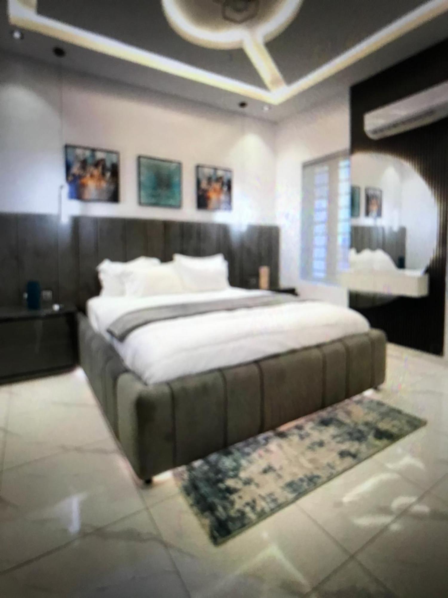 Villa Toscana Luxe Gra Port Harcourt Esterno foto