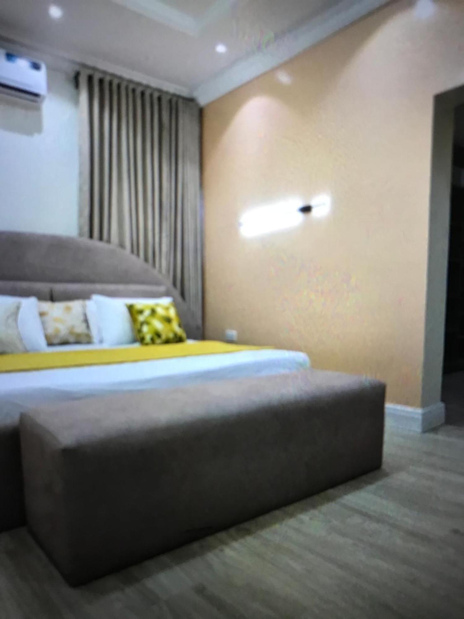 Villa Toscana Luxe Gra Port Harcourt Esterno foto
