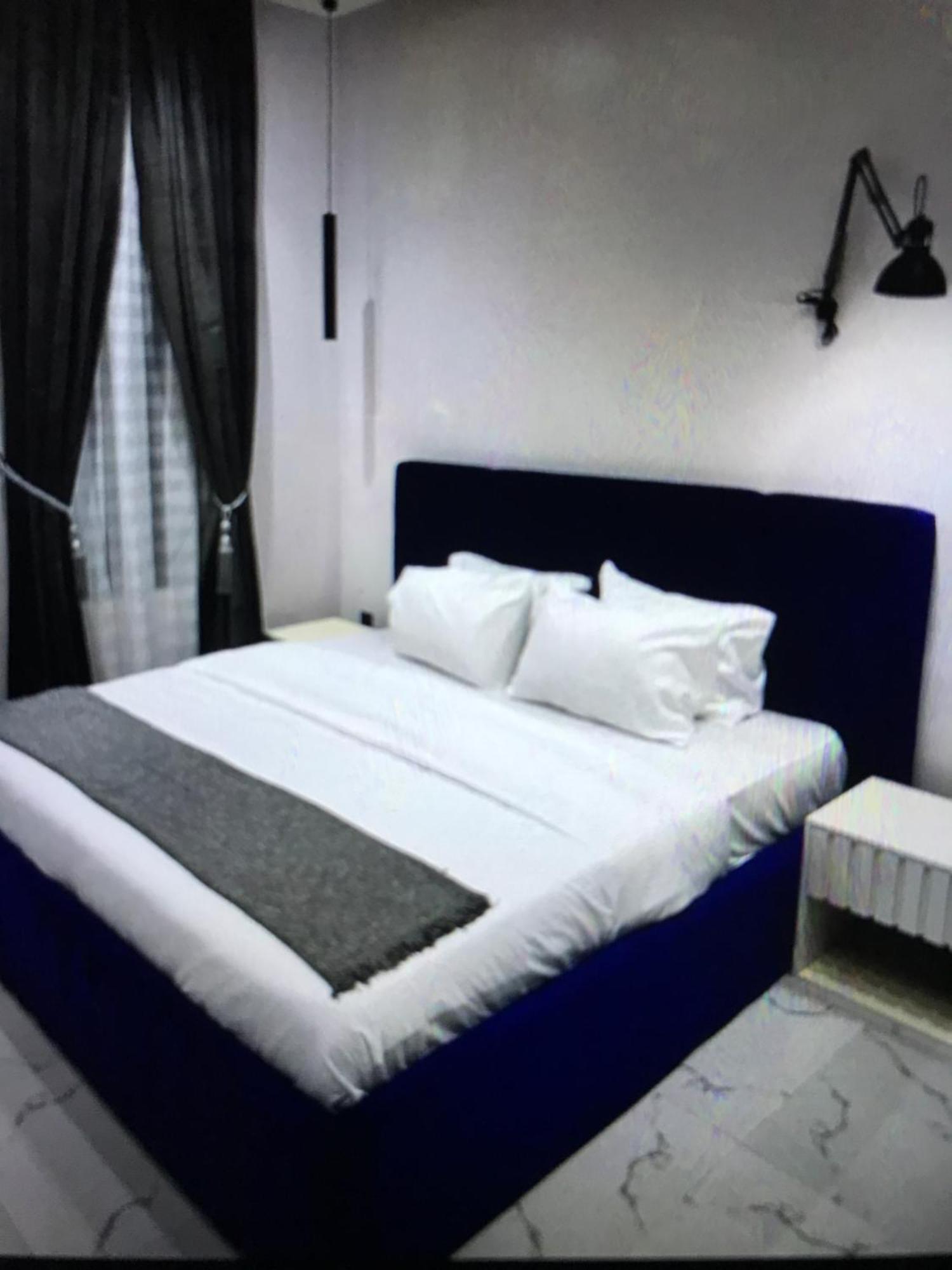 Villa Toscana Luxe Gra Port Harcourt Esterno foto